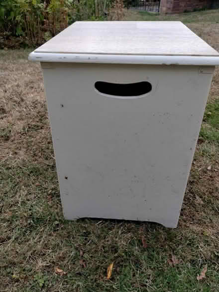 Photo of free Linen box/stool (Rayleigh SS6, Eastwood side) #1