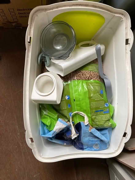Photo of free Cat litter tray (Ilminster, Somerset) #2
