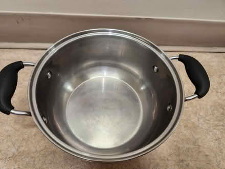 Photo of free AST stainless steel pot (North York Civic Centre) #2