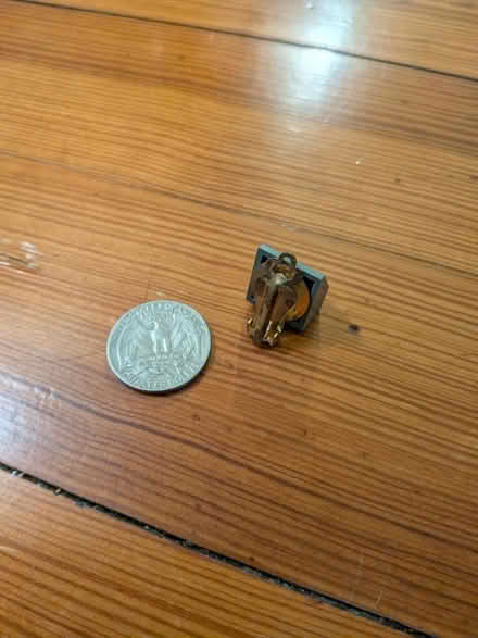 Photo of free Lego earrings (clip-on) (02452) #2
