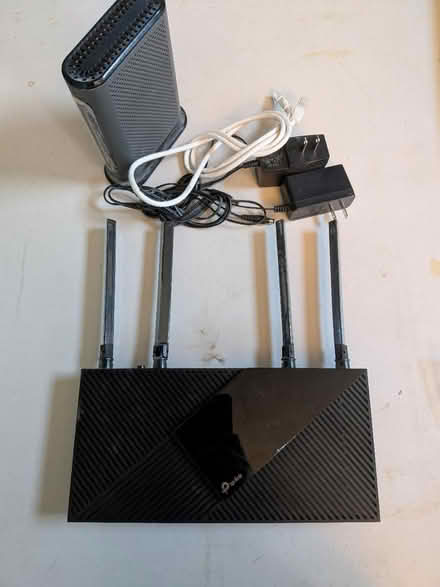 Photo of free tp-link router and motorola modem (Cherry Hills) #1