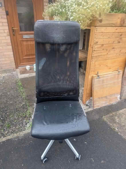 Photo of free Good quality black office chair (BS59AL) #1