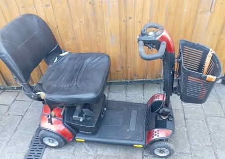 Photo of free manual bicycle & mobility scooter (Foots Cray DA14) #2