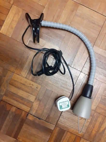 Photo of free Shelf light (King's Cross N1) #1