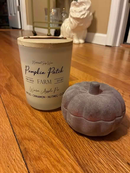Photo of free Scented fall candles (Saugerties) #1