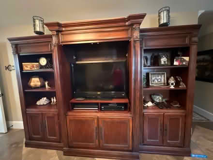 Photo of free entertainment center (Miramar Beach) #1