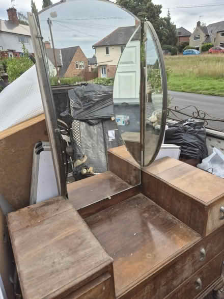 Photo of free Vintage dressing table (Nottingham NG1) #2