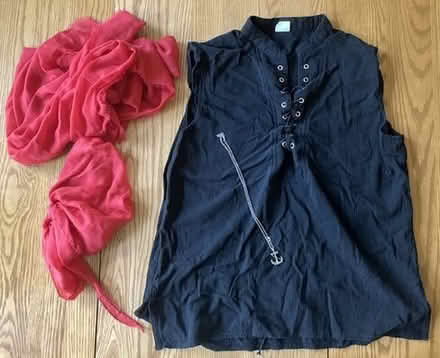 Photo of free pirate style sleeveless shirt and accessories just in time for Halloween [20886] #1