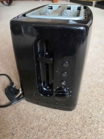 Photo of free Cookworks Black 2-Slice Toaster (West Bridgford NG2) #3
