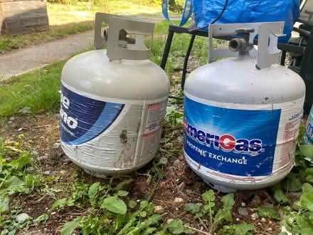 Photo of free 15lb Empty propane tanks (Skyway) #2