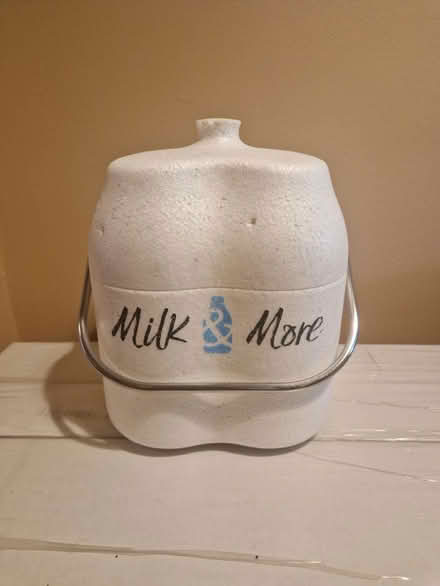 Photo of free Milk & More insulated doorstep box (Crystal Palace, SE19) #2