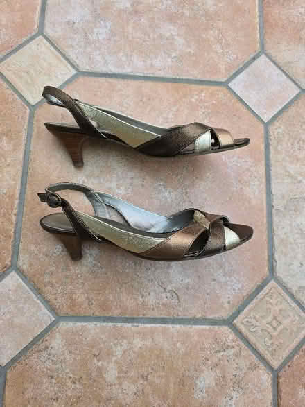 Photo of free Faith shoes (Top Amersham HP6) #1