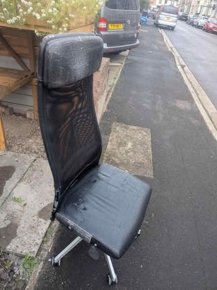 Photo of free Good quality black office chair (BS59AL) #2