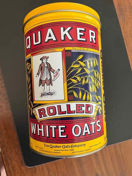 Photo of free Quaker Oatmeal Tin (Aylmer Lakeview Terrace) #2