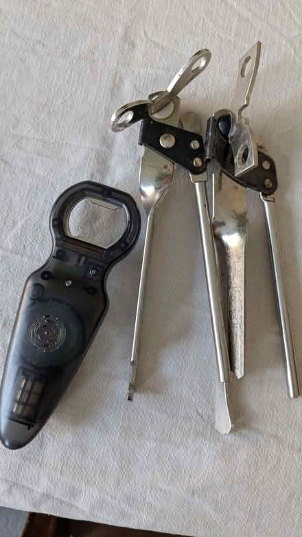 Photo of free kitchen equipment (Tring Wharf HP23) #1