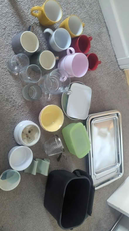 Photo of free Kitchen bits (Houghton Regis LU5) #1