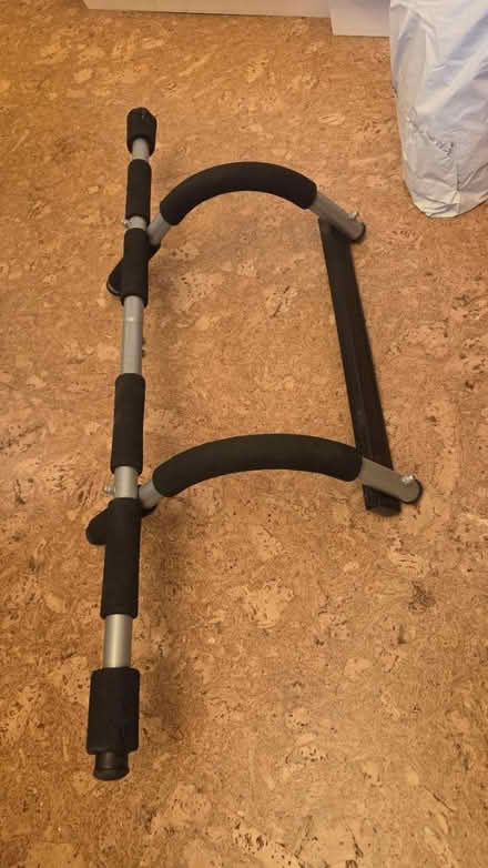 Photo of free Chin-up bar (Upper West Side, 108/Broadway) #1