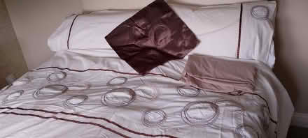 Photo of free Cream coloured double duvet cover set (Emmbrook RG41) #1