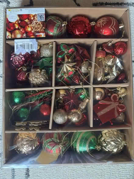 Photo of free Christmas ornaments (Rego Park) #1