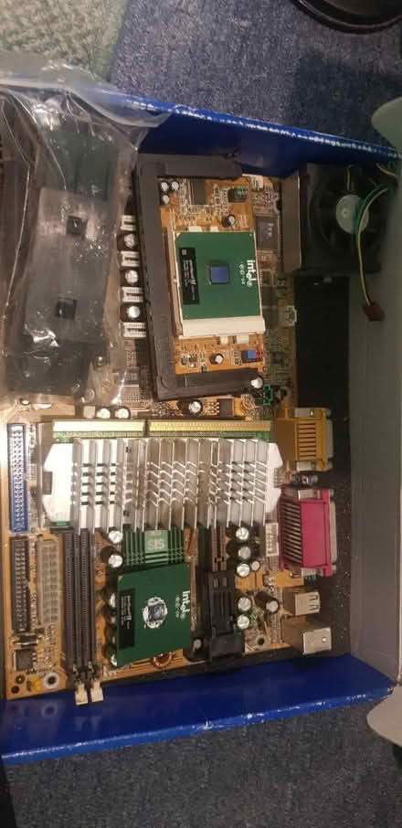 Photo of free Old Pentium 3 motherboard and CPU (Bates SW16) #2