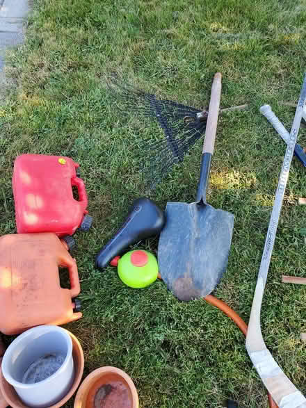 Photo of free Shovel/rake/bikeseat (Near Experimental Farm) #1