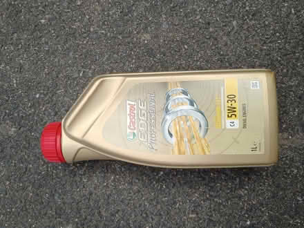 Photo of free Diesel Engine oil (Horsham RH12) #1