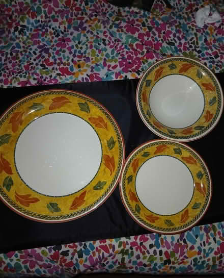 Photo of free plate set (south yardley B25) #1
