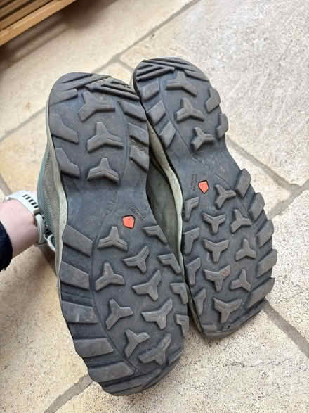Photo of free Women’s decathlon hiking boots 6.5 (Pentre SY4) #4