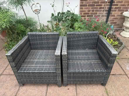 Photo of free Outdoor furniture (TW10 HAM) #4