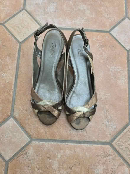 Photo of free Faith shoes (Top Amersham HP6) #2
