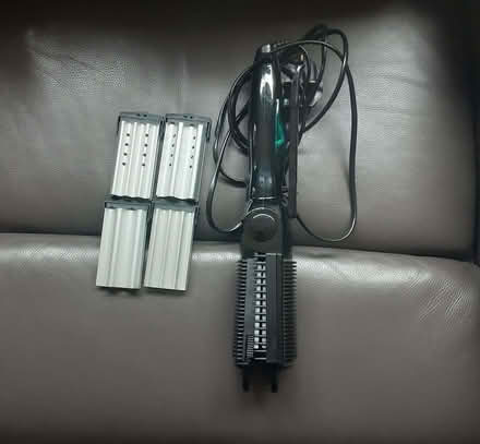 Photo of free Revlon Straighteners/ Crimpers (Haldens AL7) #2