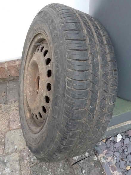 Photo of free Wheel and tyre (Rugby CV22 7 HL) #1