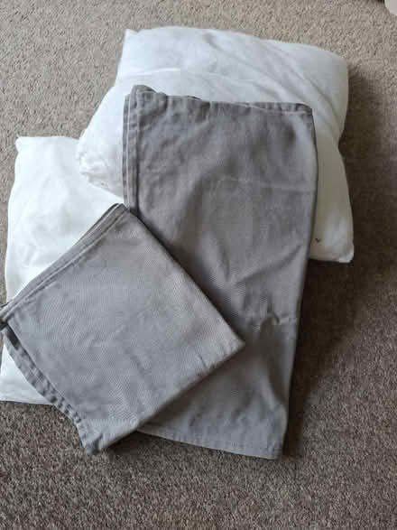 Photo of free 2 Cushion Covers / 2 Inserts (Panshanger AL7) #1