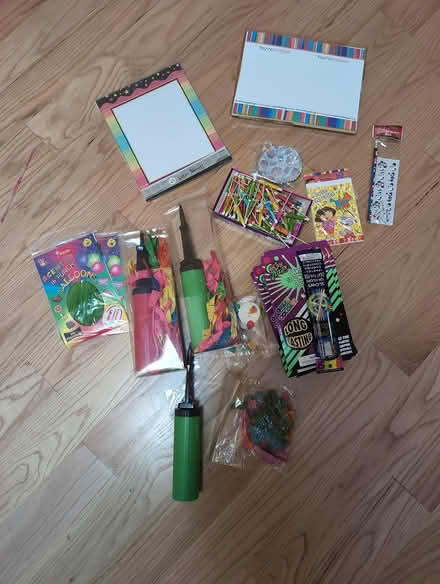 Photo of free Assorted party supplies (Cupertino/Saratoga border) #1