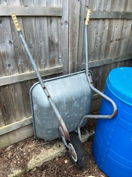 Photo of free Wheelbarrow (Wallingford OX10) #1