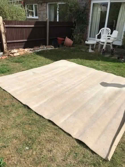 Photo of free Pale beige/cream carpet square, edged. (Kidlington OX5) #1