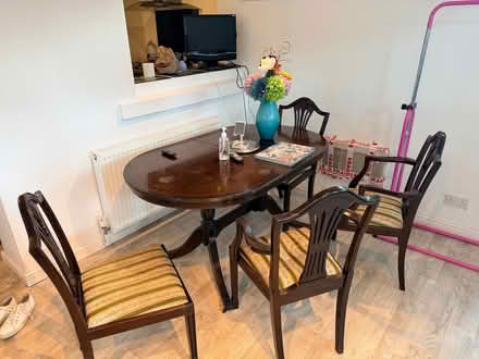 Photo of free Extendable Dinning table and 3 x chairs. (Eastmoor WF1) #1