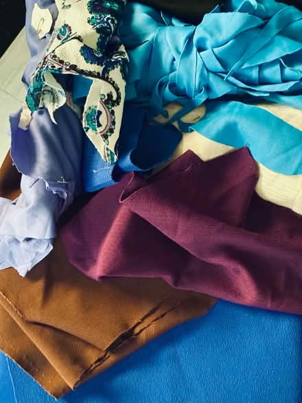 Photo of free Vintage Fabric scraps/ small pieces (E5 UpperClapton) #2