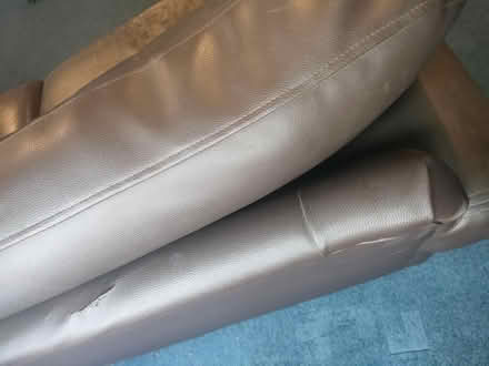 Photo of free Brown leather sofa (Cheam SM1) #4
