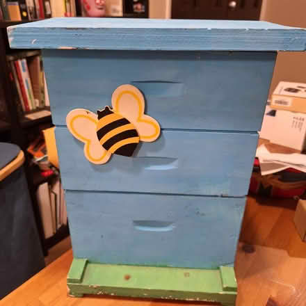 Photo of free Little cubby shelf (Encino/Tarzana) #1