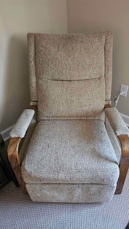 Photo of free Recliner (Oakland) #1