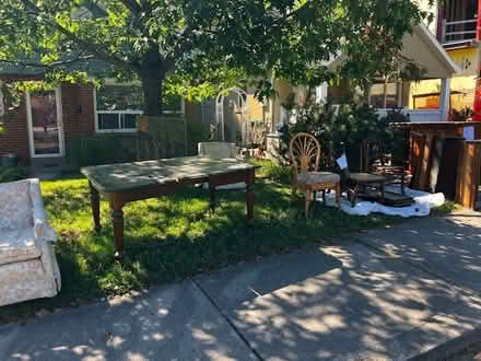 Photo of free At curbside now (502 Scarborough Road, Toronto) #2