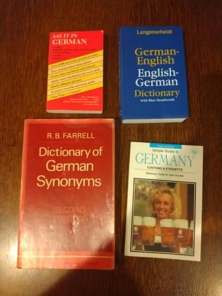 Photo of free German language learning items (Hill East DC) #1