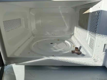 Photo of free Small microwave oven w/o plate… (1075 Valencia Avenue) #2