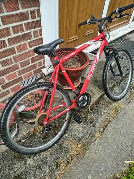 Photo of free Mountain bike, male youth's (Clewer Green SL4) #1
