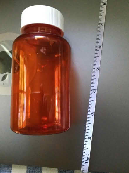 Photo of free plastic medication bottles (Wedgwood) #4