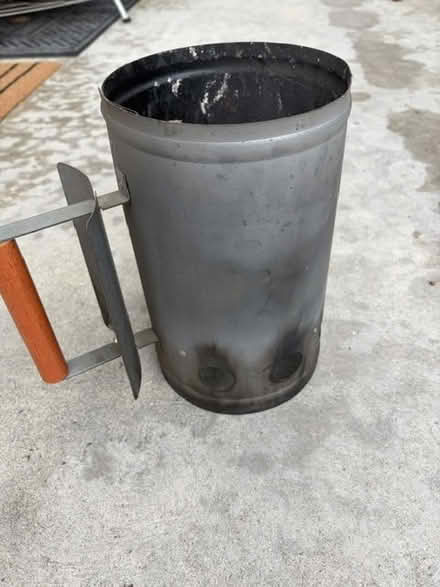 Photo of free charcoal chimney starter (North Hollywood) #1