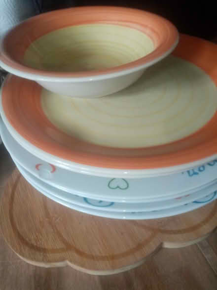Photo of free Plates and bowls (keighley) (Keighley bd20) #2