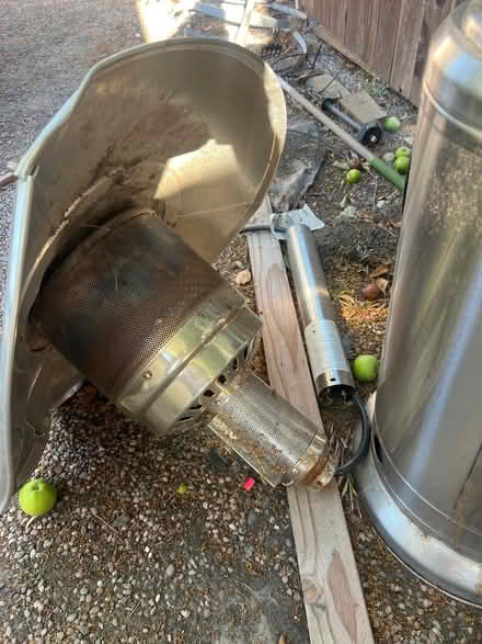Photo of free Heat lamp (Valley Trails, Pleasanton) #2