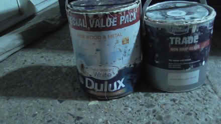 Photo of free White gloss paint (St Albans AL4) #1